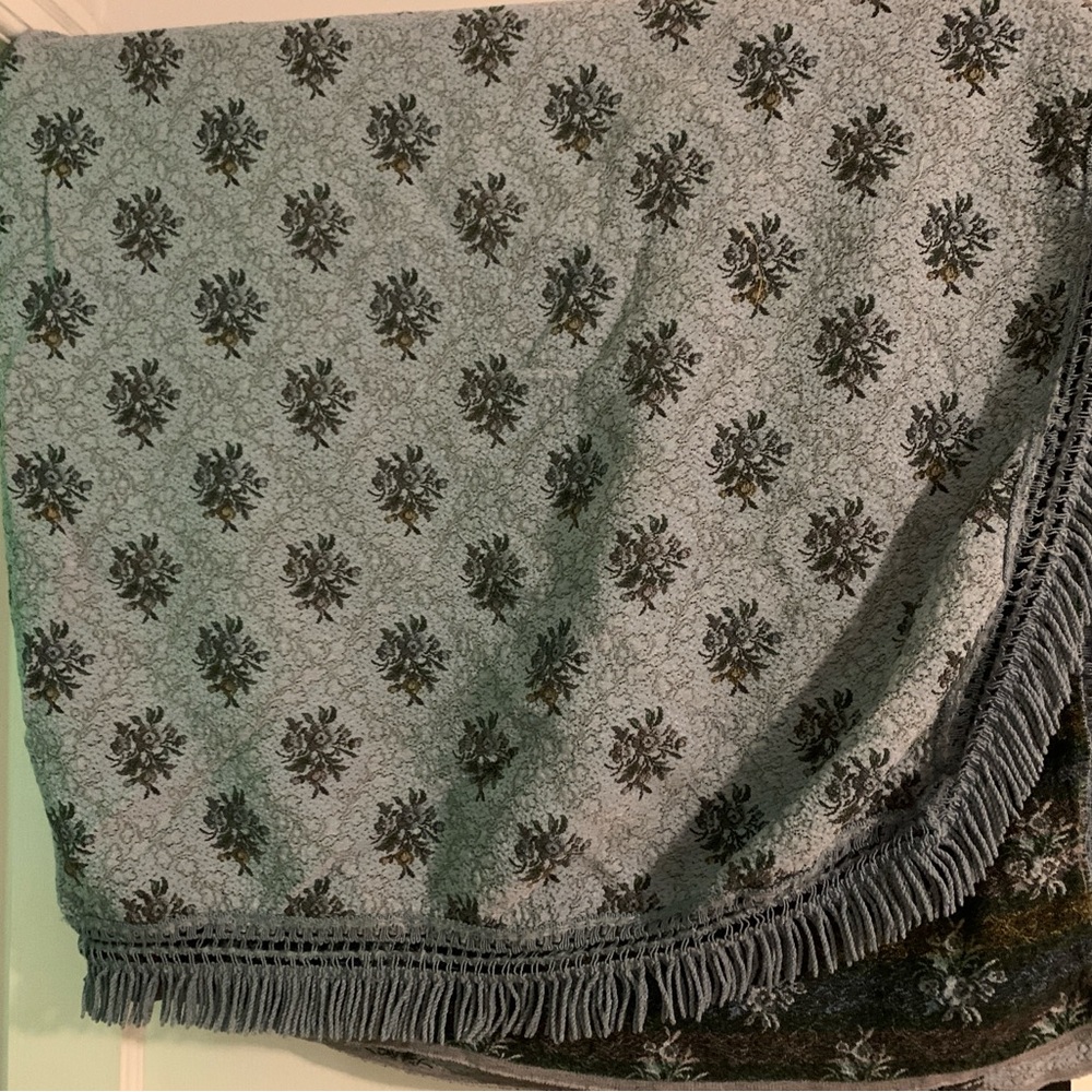 Great condition Vintage baby blue floral fringe blanket